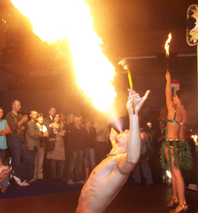 tropische avond vuur ontvangst